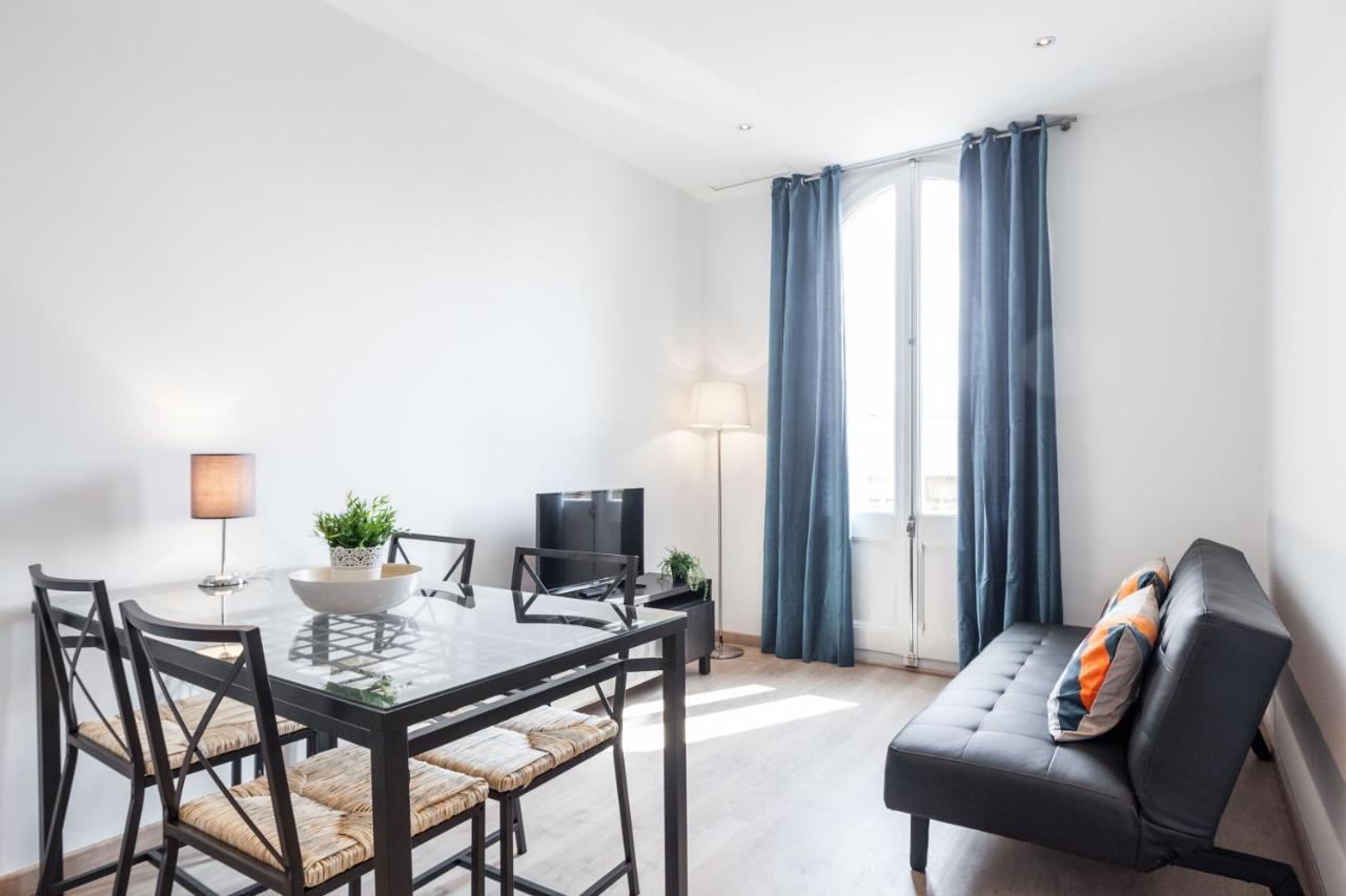 Bright Apartment With Balconies 34 Barcelona Buitenkant foto