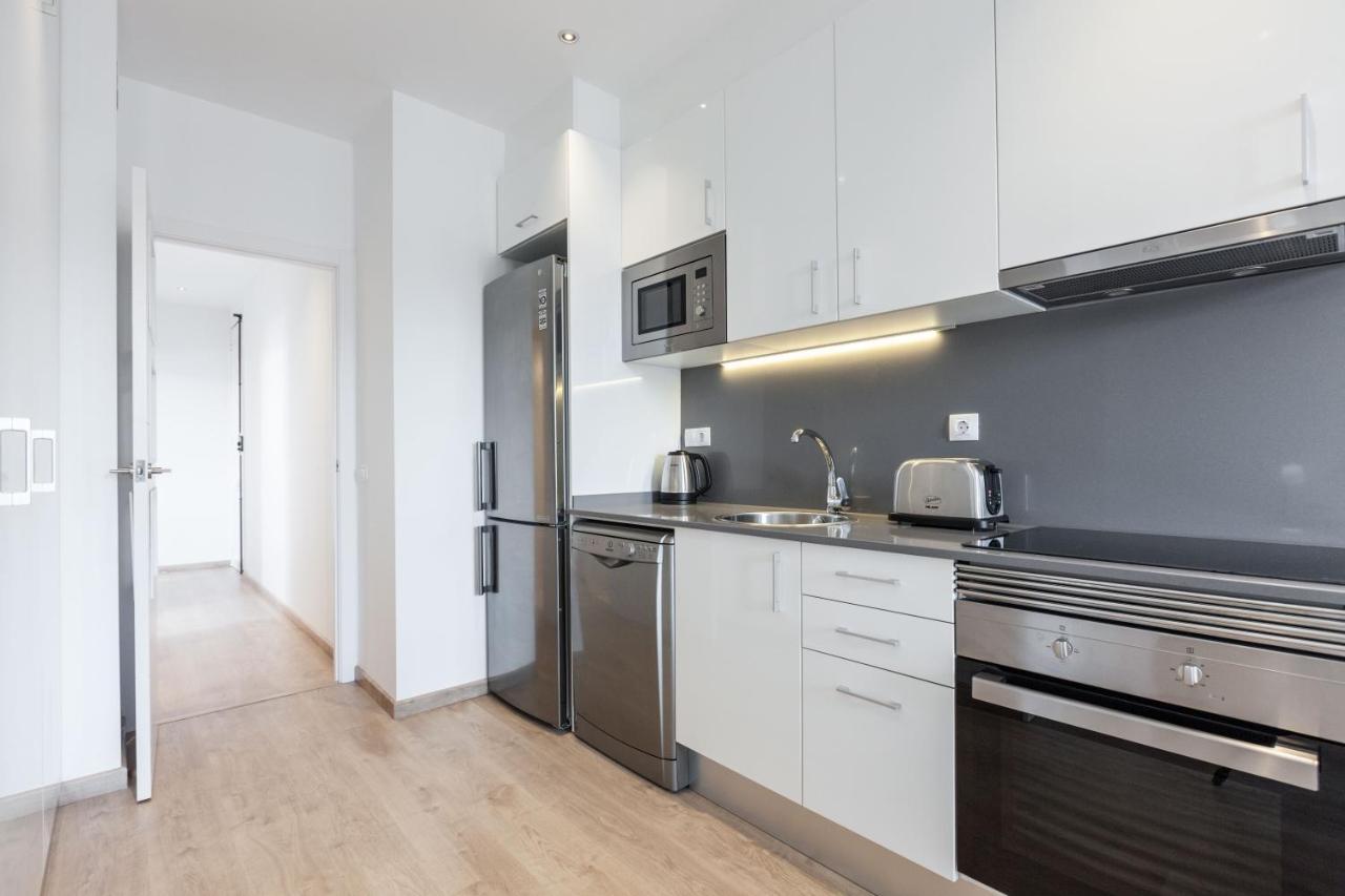 Bright Apartment With Balconies 34 Barcelona Buitenkant foto